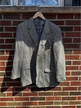 Bert Pulitzer Gray and Black Tweed Men’s Silk Overcoat Blazer